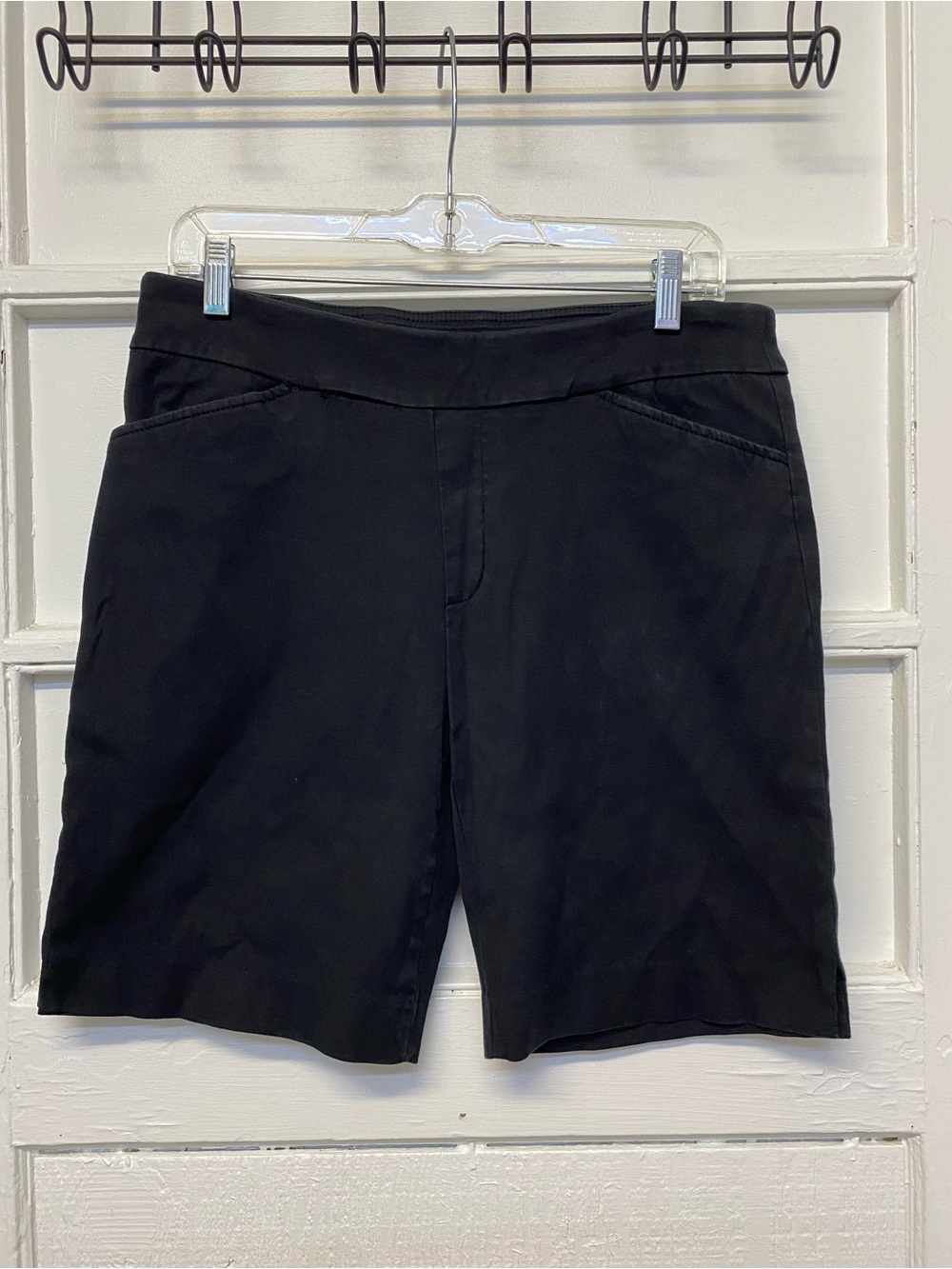 Time snd tru women’s cotton pull on  burmunda shorts size medium black